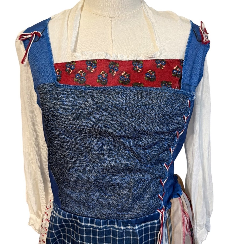 Disney Belle Provincial Costume Dress Women Size M 8-10 Blue Renaissance Cosplay - Picture 4 of 12